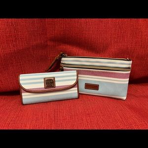 Wristlet and wallet set